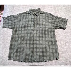 Woolrich Men's XL Short Sleeve Plaid Button Up Shirt Green Casual Outdoors